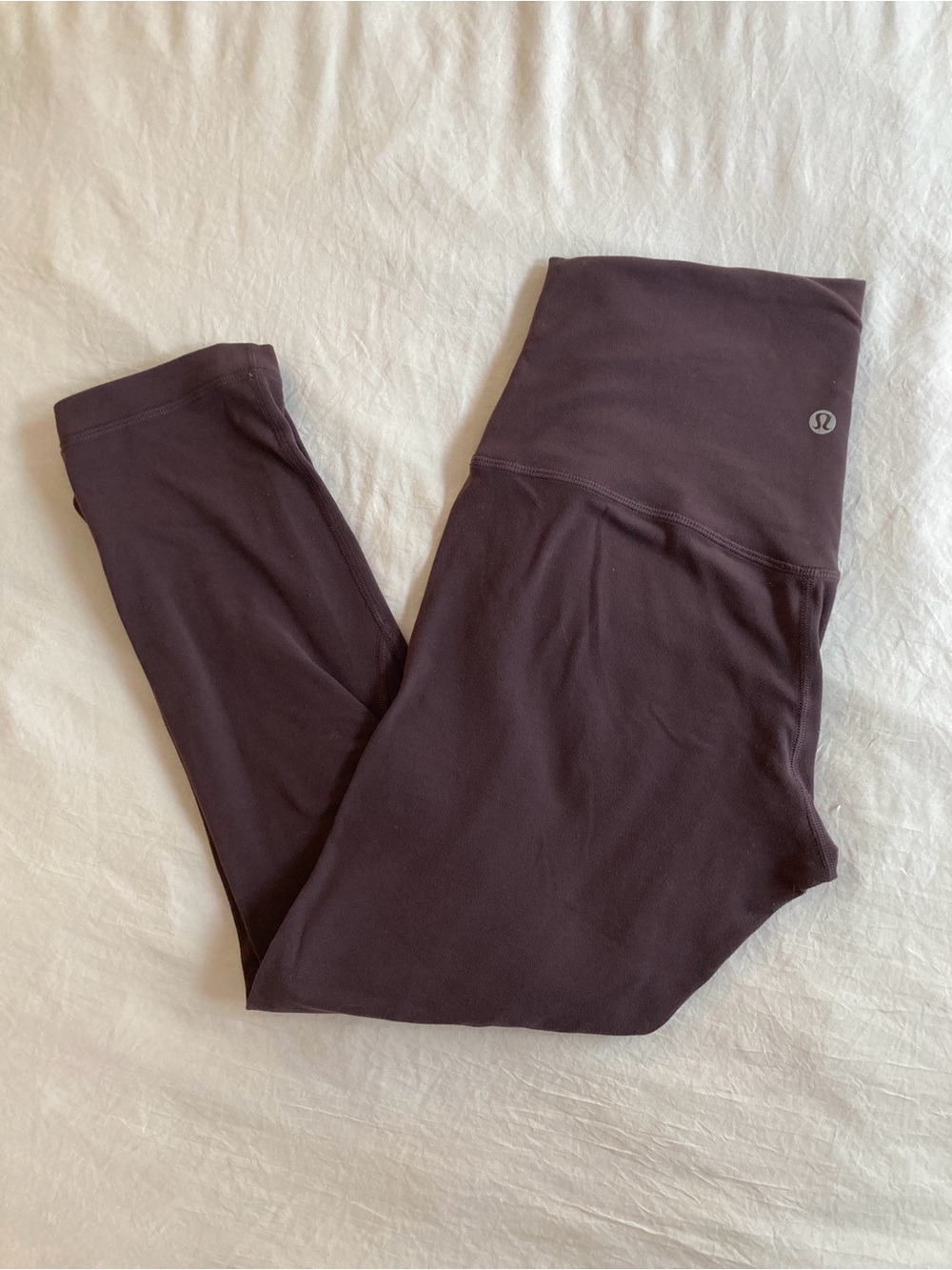 Lululemon align 21 inch size 6 in vintage grape